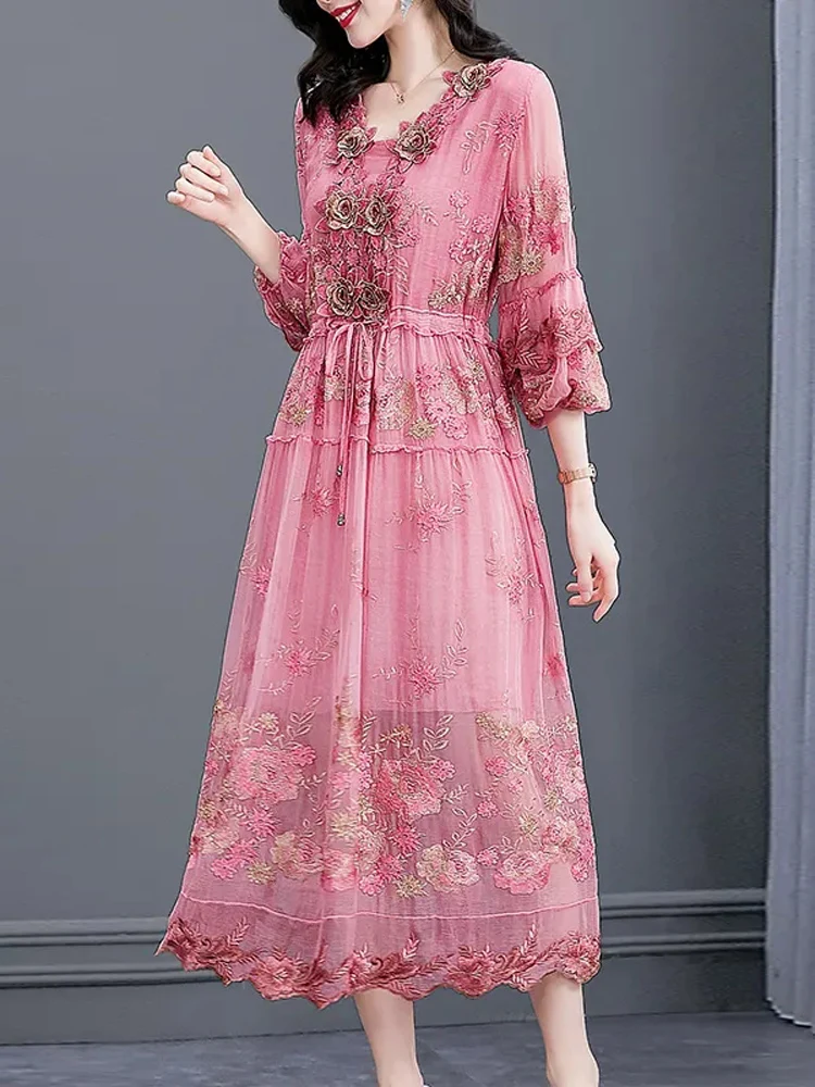 2023 Summer Women's Lantern Sleeve Long Dresses New Ruffle Edge Mulberry Silk Embroidery Appliques Floral Dress Fashion Dresses
2023 Summer Women's Lantern Sleeve Long Dresses New Ruffle Edge Mulberry Silk Embroidery Appliques Floral Dress Fashion Dresses