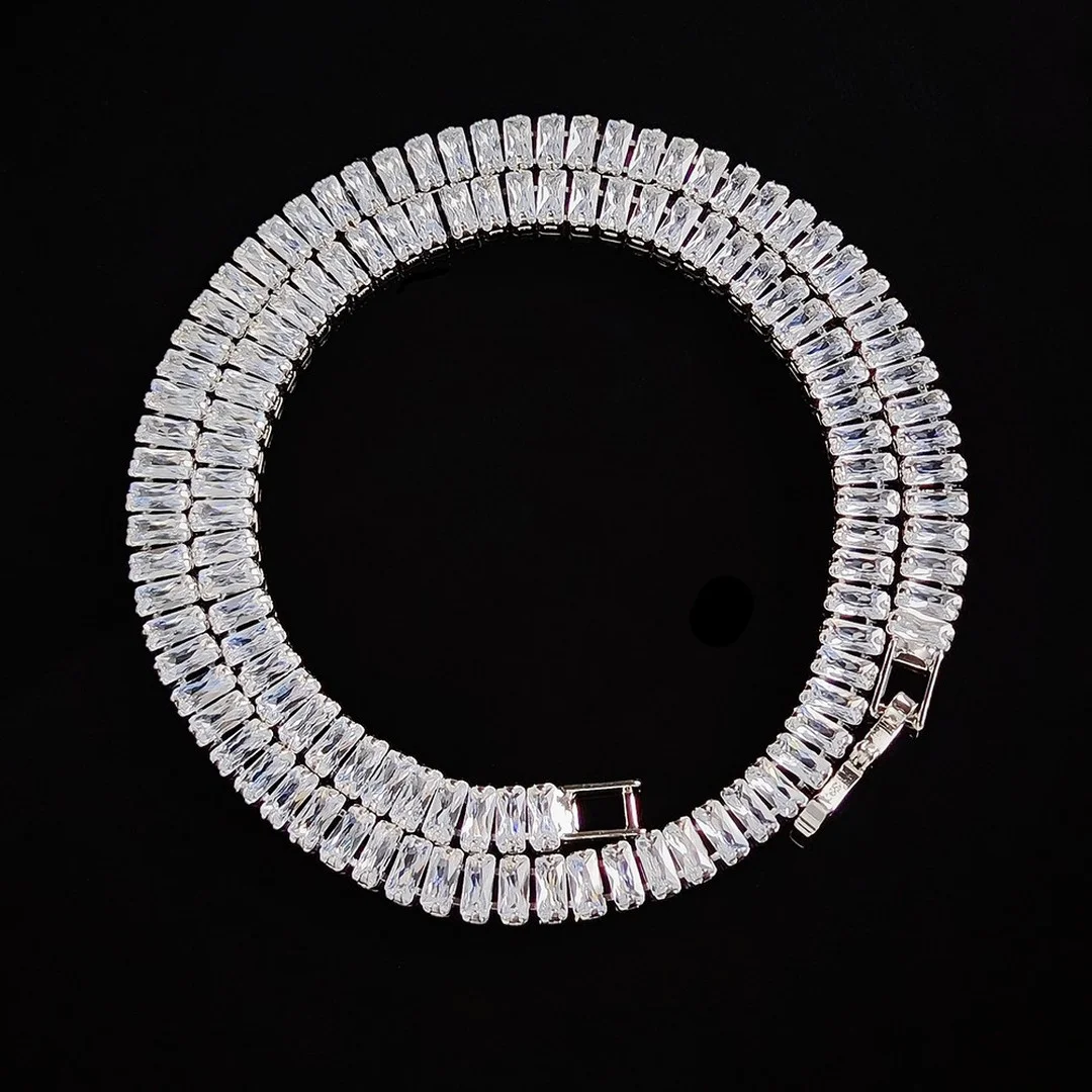 Цепочка женская для тенниса, серебристая, 2,5 Х5 мм, 40,5 см
Цепочка женская для тенниса, серебристая, 2,5 Х5 мм, 40,5 см