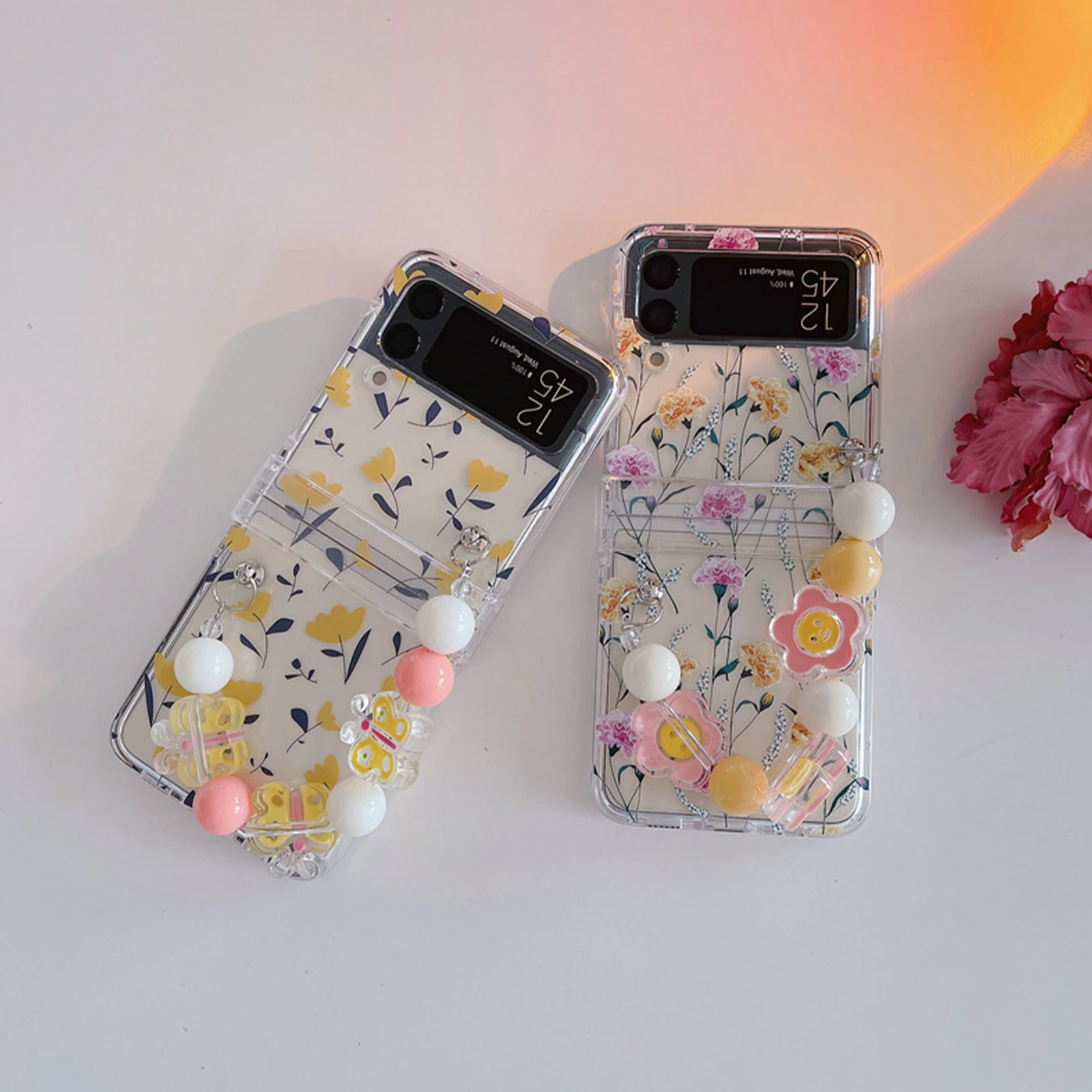 Hard Clear Flower Case for Samsung Galaxy Z Flip 3 4 5G with Wrist Strap Cute Case Thin Slim Transparent Cover for Z Flip 4 2022
Hard Clear Flower Case for Samsung Galaxy Z Flip 3 4 5G with Wrist Strap Cute Case Thin Slim Transparent Cover for Z Flip 4 2022