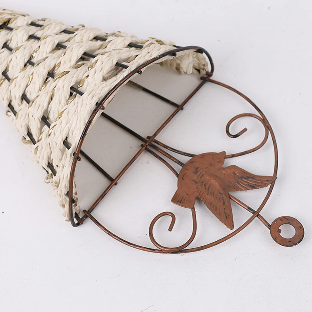 Flower Basket Hanging Basket Contemporary Design Rattan Plant Pot Basket for Indoor and Outdoor Wall Decoration
Flower Basket Hanging Basket Contemporary Design Rattan Plant Pot Basket for Indoor and Outdoor Wall Decoration