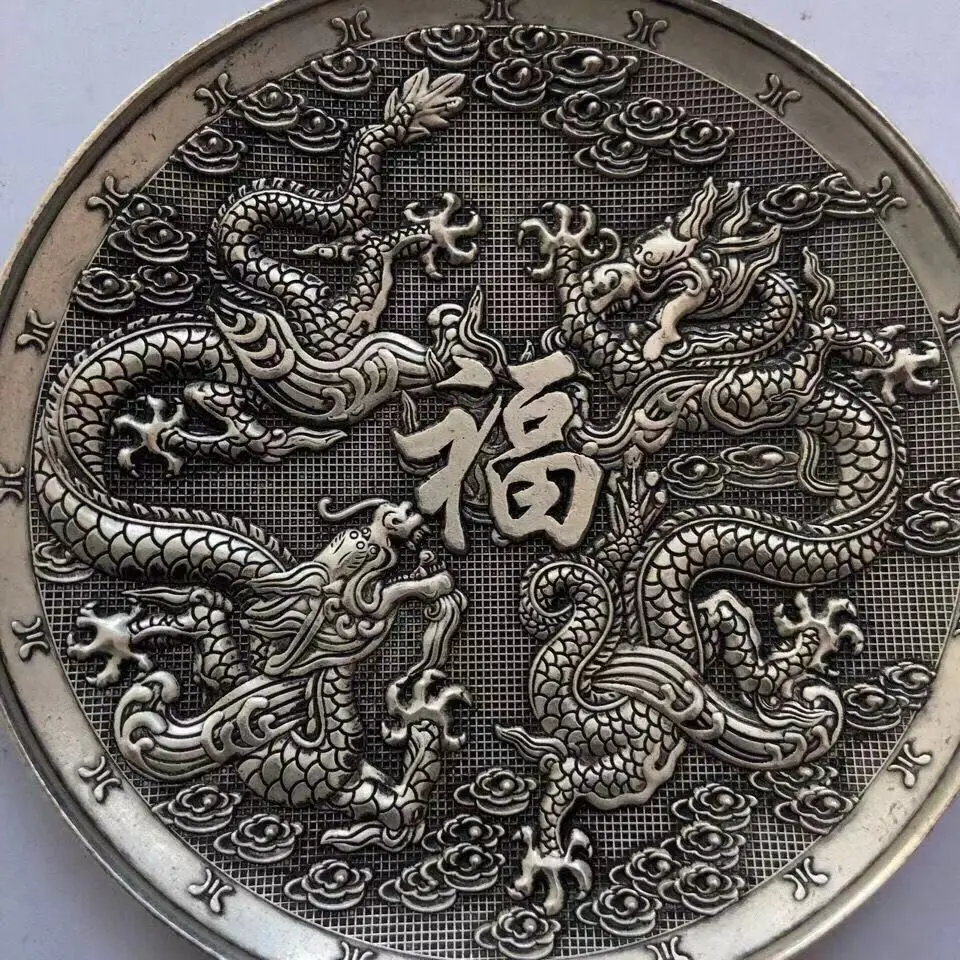 Qing Qianlong Year Double Dragon Blessing Silver Plated Plate Home Special
Qing Qianlong Year Double Dragon Blessing Silver Plated Plate Home Special