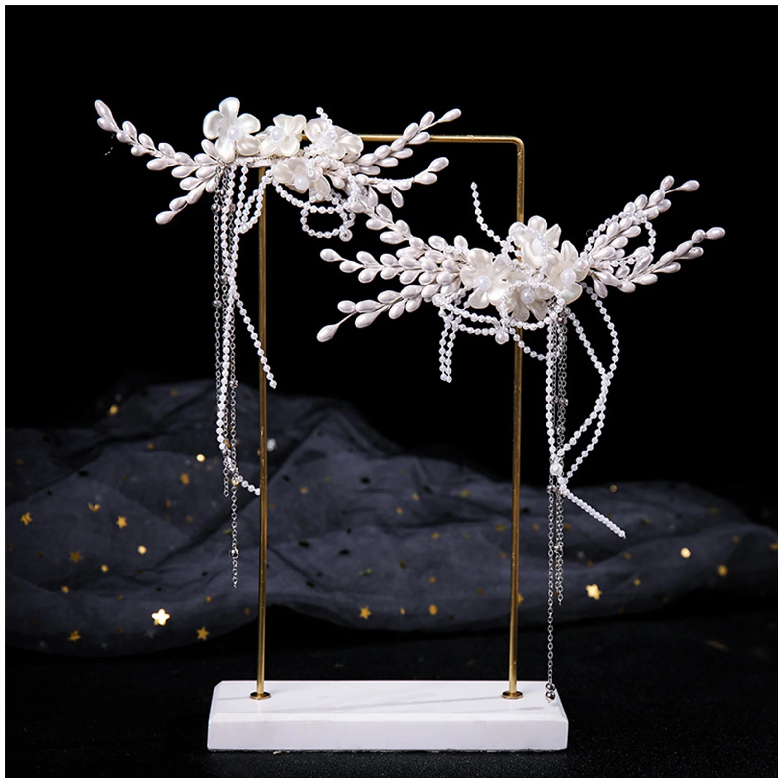 Woman's Luxurious Pair Side Clips White Stamen Headdress with Tassel for Bridesmaid Wedding Dating Shopping
Woman's Luxurious Pair Side Clips White Stamen Headdress with Tassel for Bridesmaid Wedding Dating Shopping