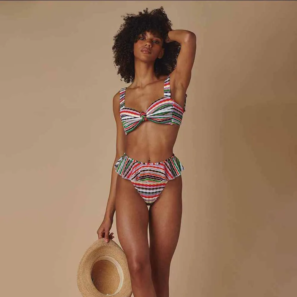 New Colorful Print Bikini Swimsuit 2023 Woman Sexy Erotic Suit Summer Beach Elegance Fashion Pieces for Tankini Luxury
New Colorful Print Bikini Swimsuit 2023 Woman Sexy Erotic Suit Summer Beach Elegance Fashion Pieces for Tankini Luxury