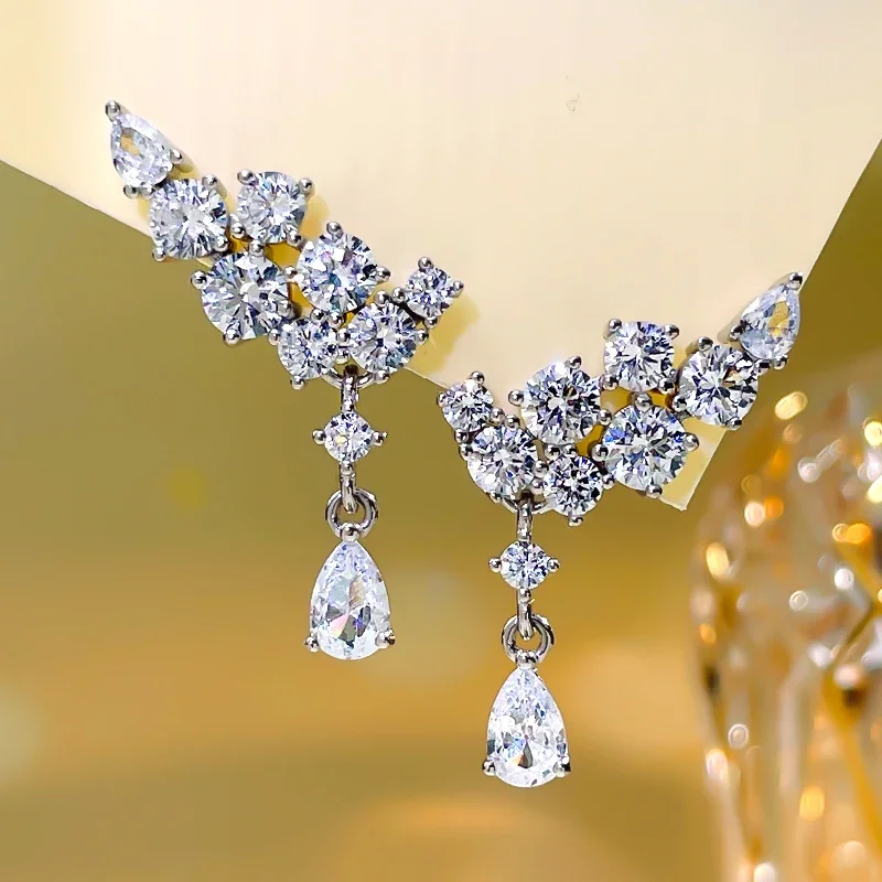 

Fashionable white diamond niche design 925 sterling silver drop earrings inlaid with high carbon diamonds for women