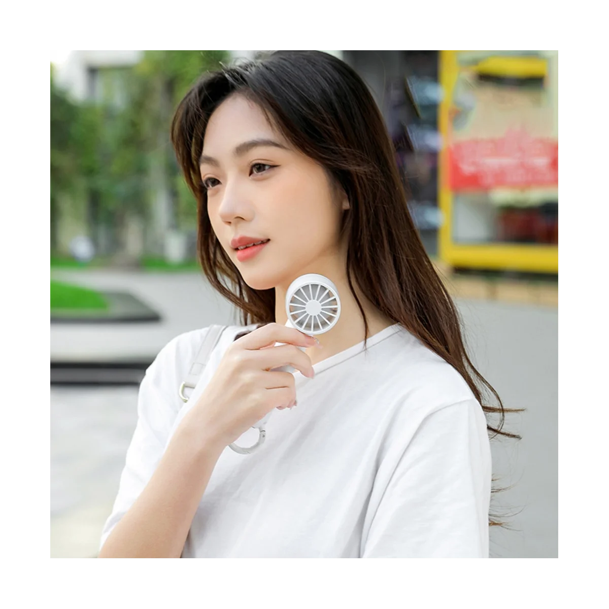 Portable Hand Fan 2000MAh Battery USB Rechargeable Semiconductor Refrigeration Cooling Handheld Fan for Summer-Blue
Portable Hand Fan 2000MAh Battery USB Rechargeable Semiconductor Refrigeration Cooling Handheld Fan for Summer-Blue