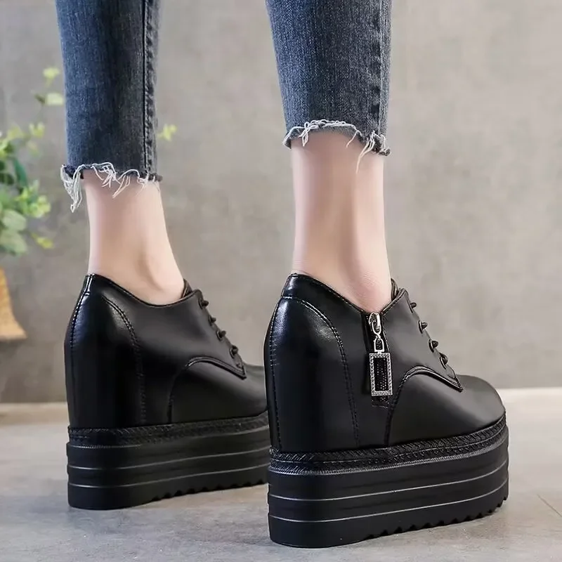 Women Sneakers Breathable Vulcanize Shoes Waterproof Wedges Platform Woman Sneaker Leather Casual Shoes Zapatos Mujer Zapatillas
Women Sneakers Breathable Vulcanize Shoes Waterproof Wedges Platform Woman Sneaker Leather Casual Shoes Zapatos Mujer Zapatillas