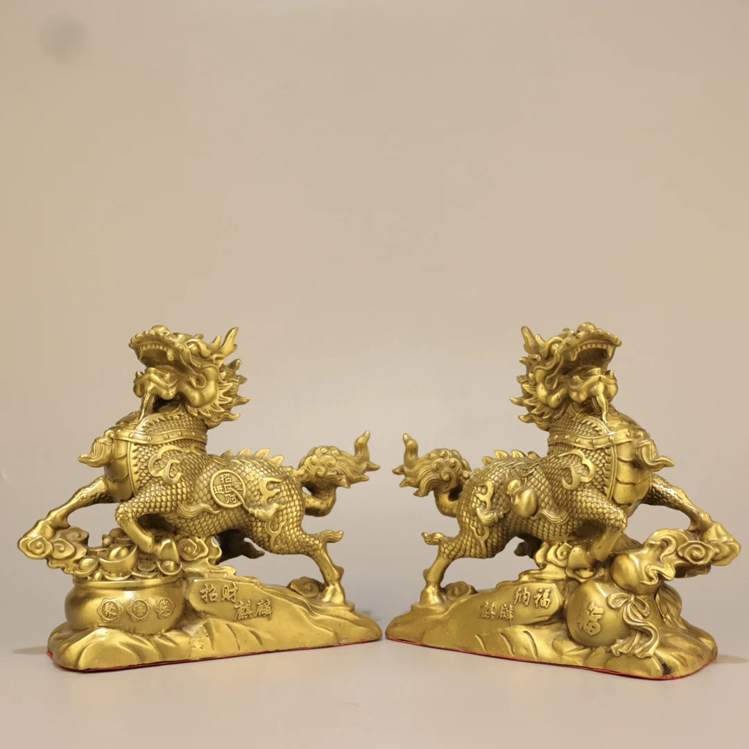 7"Tibetan Temple Collection Old Brass Kylin Statue Divine Beast A Pair Amass wealth Ornaments Town house Exorcism
7"Tibetan Temple Collection Old Brass Kylin Statue Divine Beast A Pair Amass wealth Ornaments Town house Exorcism