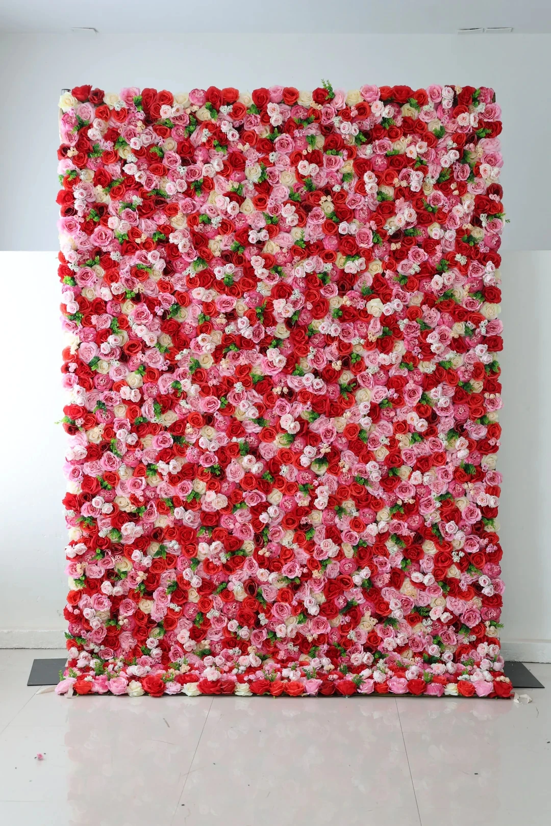 Pink peonies and Mixed color roses Cloth Roll Up Flower Wall Fabric Hanging Curtain Plant Wall Event Party Wedding Backdrop
Pink peonies and Mixed color roses Cloth Roll Up Flower Wall Fabric Hanging Curtain Plant Wall Event Party Wedding Backdrop