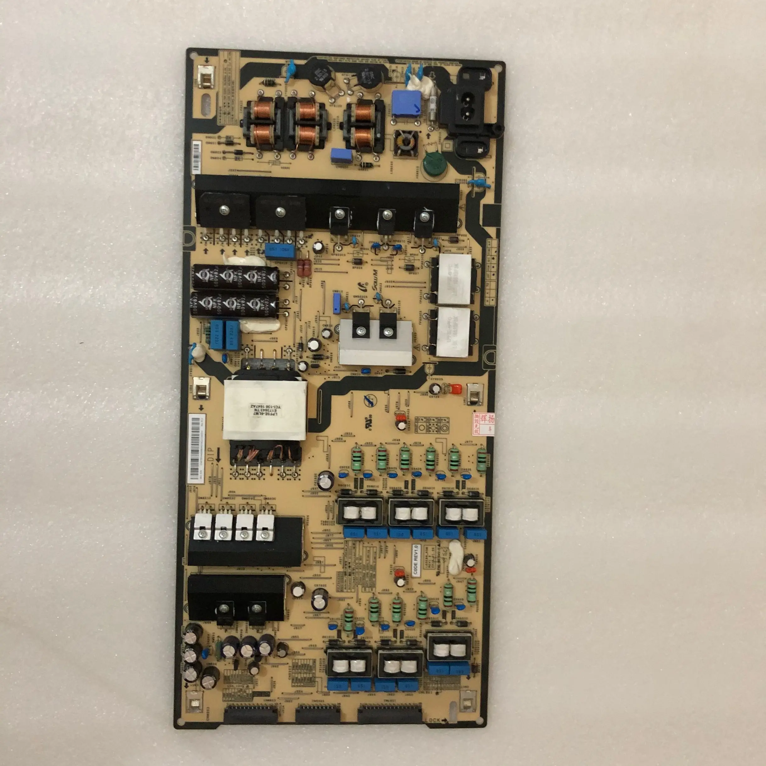 100% протестированная доставка для UA65KS9800JXXZ power board L65E8N-KSM PSLF241E08A
100% протестированная доставка для UA65KS9800JXXZ power board L65E8N-KSM PSLF241E08A