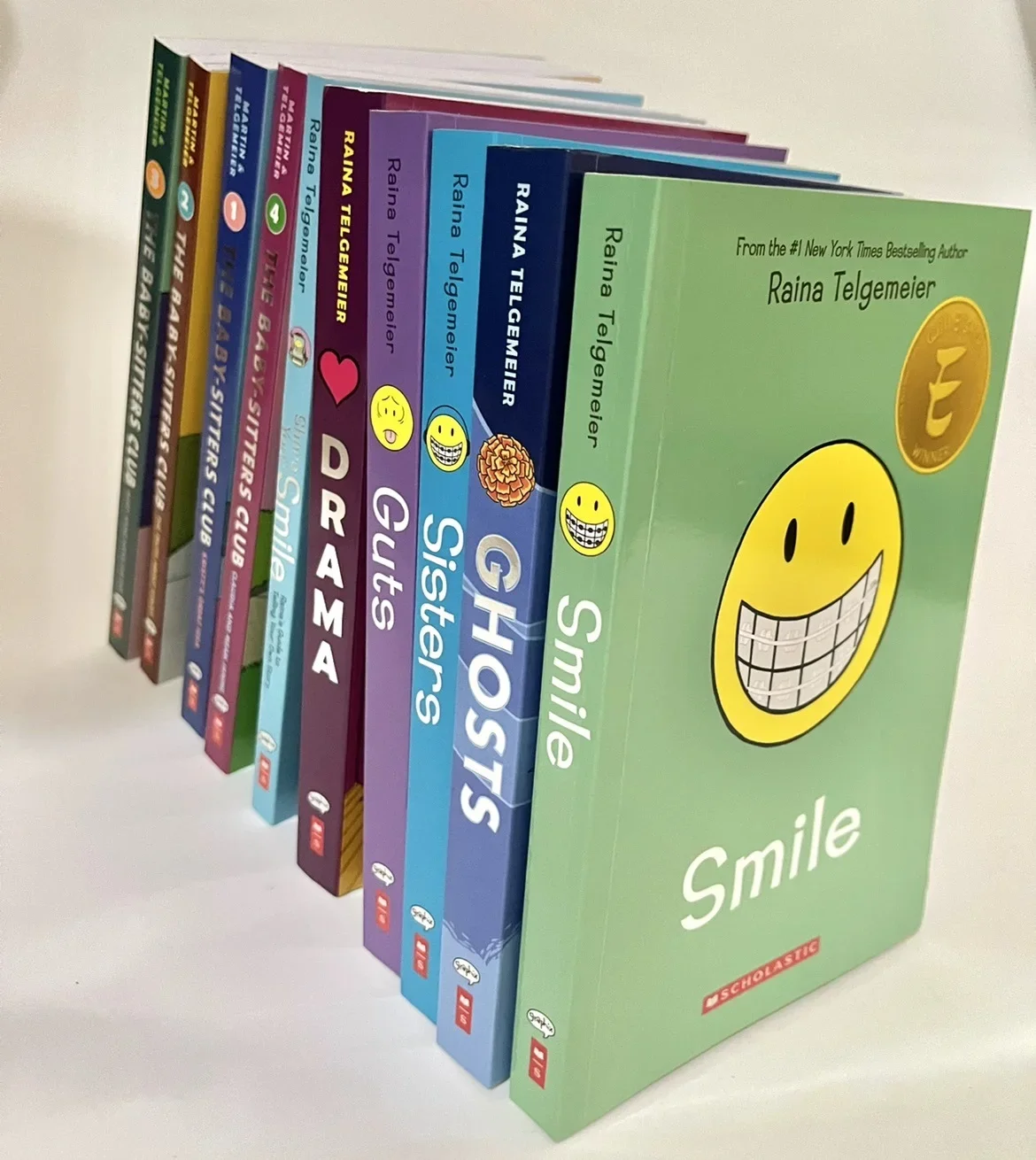 

10 Volumes Raina Telgemeier English Smiling Full Color Graphic Novel, Children's Mood Picture Book Teenager Growth Stories