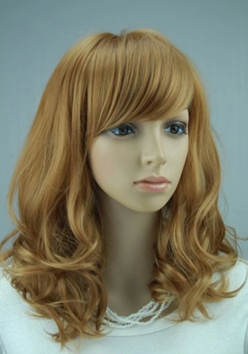 

Get Charming with Our Top-Quality 16-Inch Medium Wavy Strawberry Blonde Wig