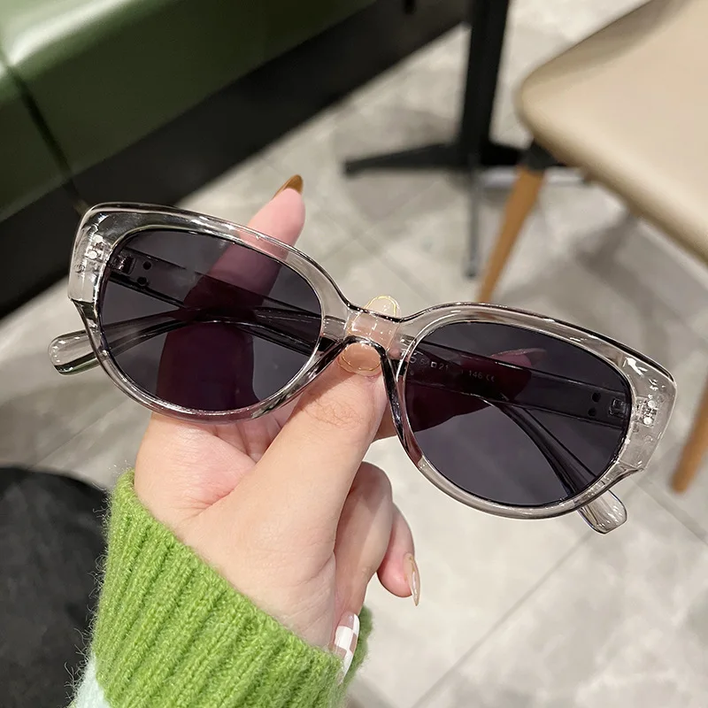 Vintage Cat Eye Sunglasses Small Frame Retro Driving Sunglasses UV400 Protection Eyeglasses Fashion Trend Summer Outdoor Eyewear
Vintage Cat Eye Sunglasses Small Frame Retro Driving Sunglasses UV400 Protection Eyeglasses Fashion Trend Summer Outdoor Eyewear