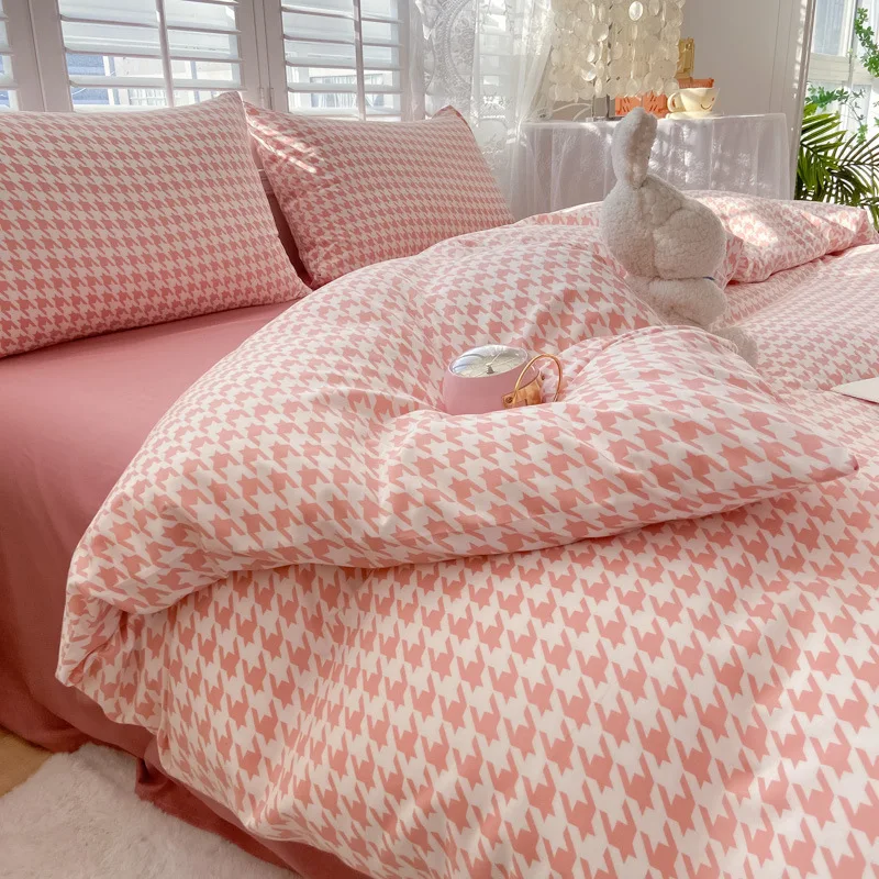 Top Quality Striped Checkered Pattern Fabric Jacquard Simple Plain Home Textiles Duvet Bedding Set
Top Quality Striped Checkered Pattern Fabric Jacquard Simple Plain Home Textiles Duvet Bedding Set