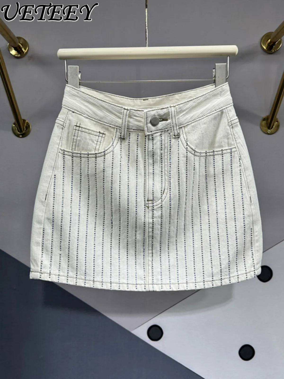 

Heavy Embroidery Hot Drilling Denim Skirt for Women Spring Summer New Versatile High Waist Slimming A- line Sheath Short Skirts