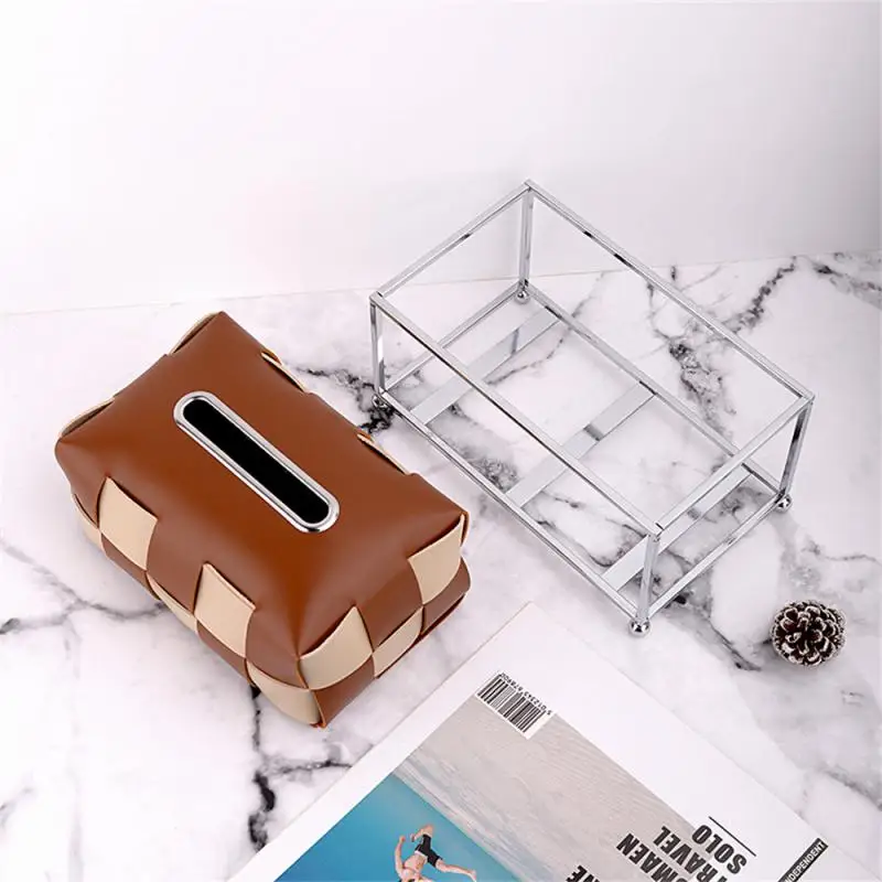 High Quality Checkerboard Tissue Box Metal Thick Pu High-end Light Luxury Dining Table Contrasting Color Tissue Box Home Storage
High Quality Checkerboard Tissue Box Metal Thick Pu High-end Light Luxury Dining Table Contrasting Color Tissue Box Home Storage