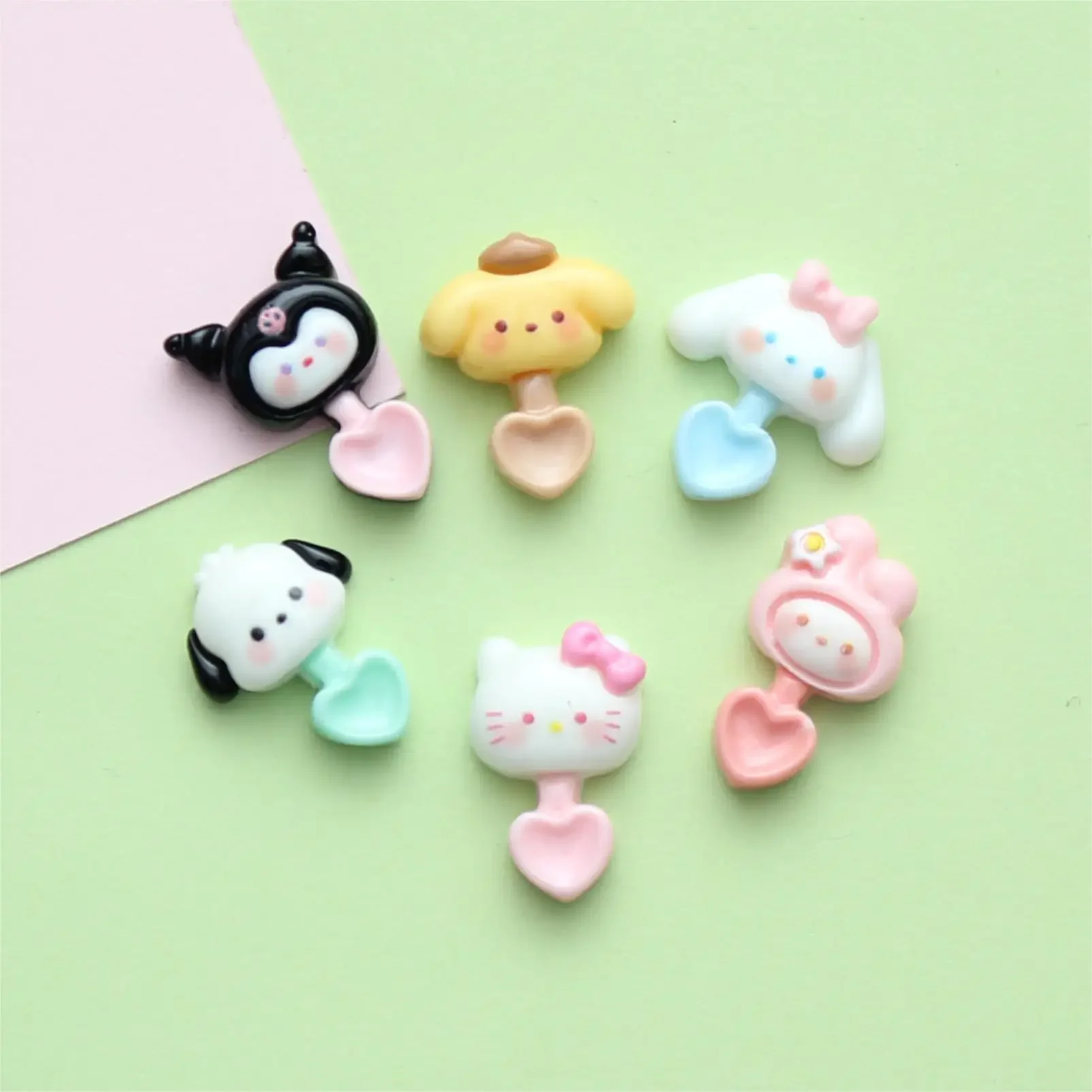 5 шт. miniso Mini sanrio резиновые аксессуары «сделай сам» для ювелирных изделий, наклейка на чашку с водой, пластырь для ногтей ручной работы, мультяшный пластырь с плоской задней стороной
5 шт. miniso Mini sanrio резиновые аксессуары «сделай сам» для ювелирных изделий, наклейка на чашку с водой, пластырь для ногтей ручной работы, мультяшный пластырь с плоской задней стороной