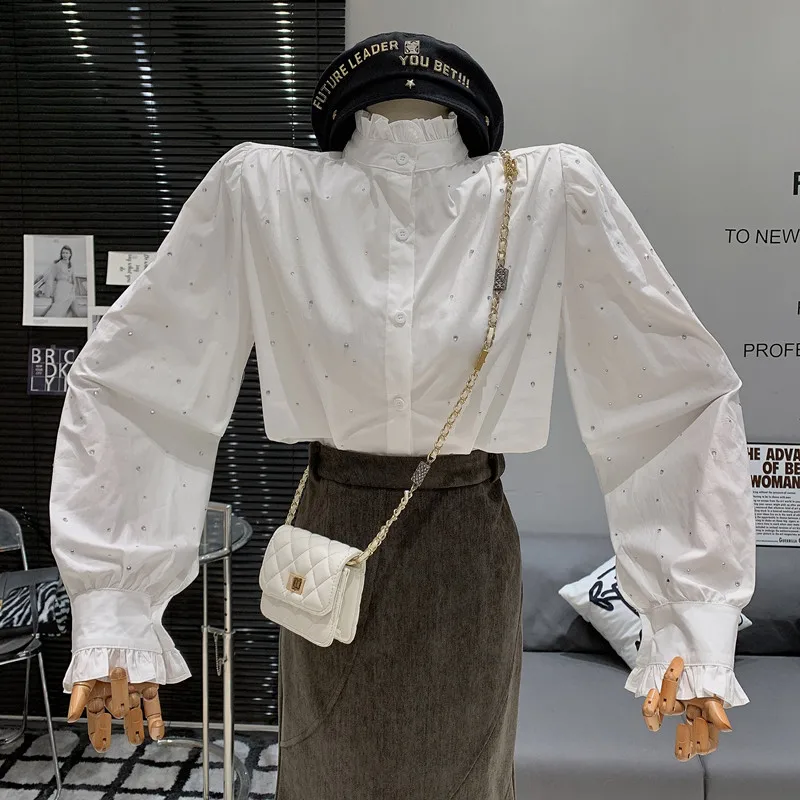 Elegant fashionable patchwork round neck single breasted diamond loose versatile solid color long sleeved shirt Top
Elegant fashionable patchwork round neck single breasted diamond loose versatile solid color long sleeved shirt Top