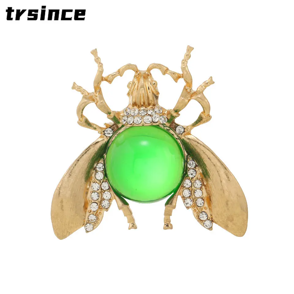 Luxury Matte Gold Color Jelly Resin Stone Moth Brooch Lady Creative Exaggerated Rhinestone Metal Badges Coat Pin Insect Jewelry
Luxury Matte Gold Color Jelly Resin Stone Moth Brooch Lady Creative Exaggerated Rhinestone Metal Badges Coat Pin Insect Jewelry