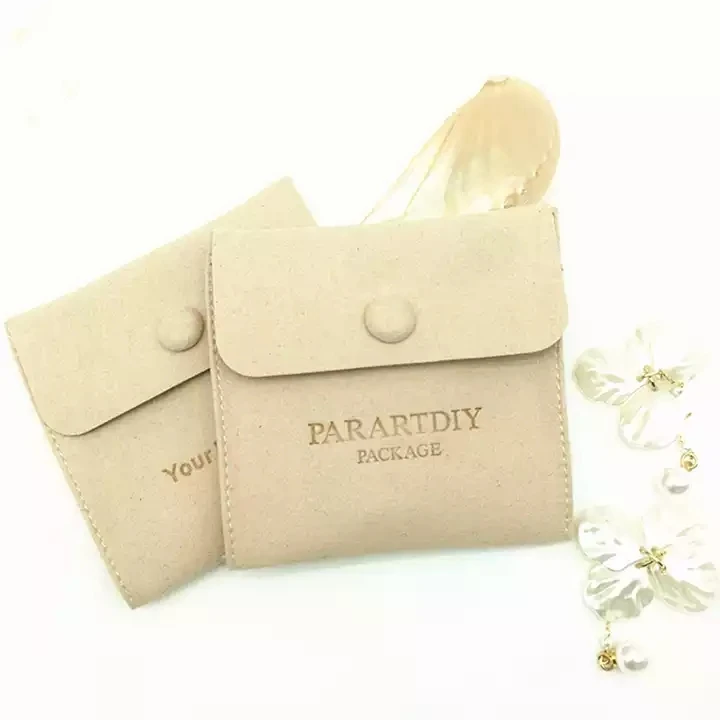 SheepSew 8X8cm Custom Logo Suede Gift Package Microfiber Snap Button Small Pouch Bags
SheepSew 8X8cm Custom Logo Suede Gift Package Microfiber Snap Button Small Pouch Bags