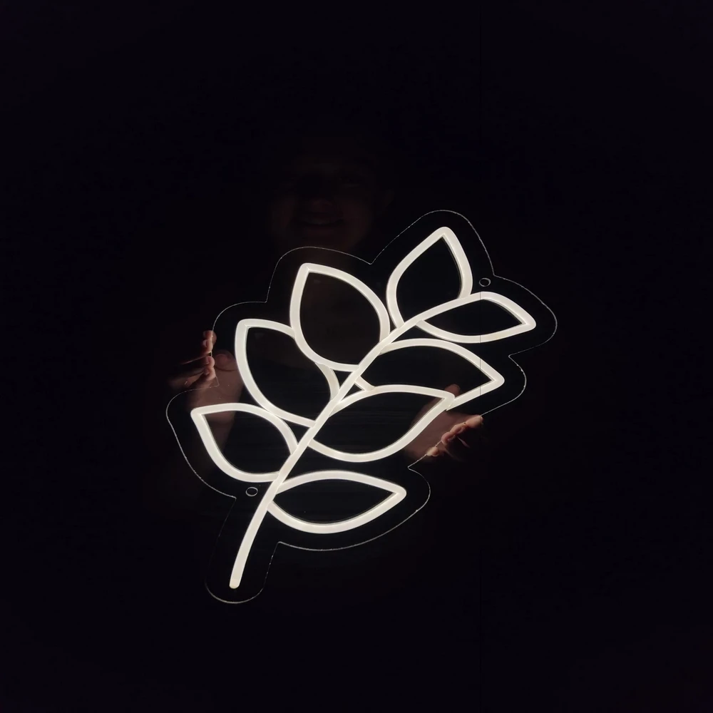 Branch leaf neon sign, green leaves on a branch led neon, custom plant led light sign
Branch leaf neon sign, green leaves on a branch led neon, custom plant led light sign