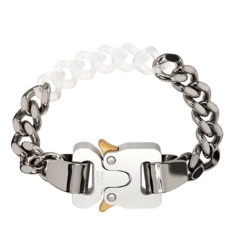 2022 White 1017 ALYX 9SM Buckle Bracelets Men Women Ceramic Paint 1:1 ALYX Bracelet Signature Metal Rollercoaster Chain Link
2022 White 1017 ALYX 9SM Buckle Bracelets Men Women Ceramic Paint 1:1 ALYX Bracelet Signature Metal Rollercoaster Chain Link