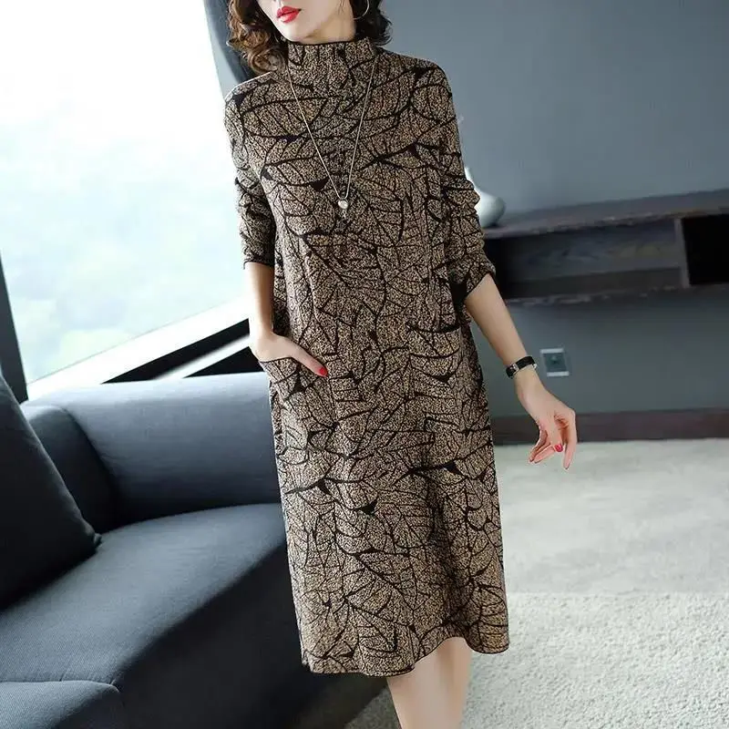 Fashion Vintage Plant Flowers Printed Dresses Female Clothing Half High Collar Autumn Winter Casual Pockets Spliced Midi Dress
Fashion Vintage Plant Flowers Printed Dresses Female Clothing Half High Collar Autumn Winter Casual Pockets Spliced Midi Dress