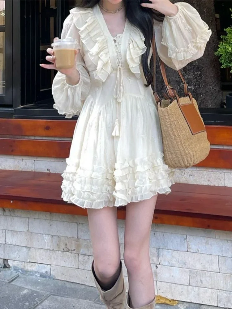 Sweet Ruffle Fairy Mini Dress Women Sexy V-neck Korean Style Princess Dress Autumn Design Elegant Women's Dresses for Party 2024
Sweet Ruffle Fairy Mini Dress Women Sexy V-neck Korean Style Princess Dress Autumn Design Elegant Women's Dresses for Party 2024