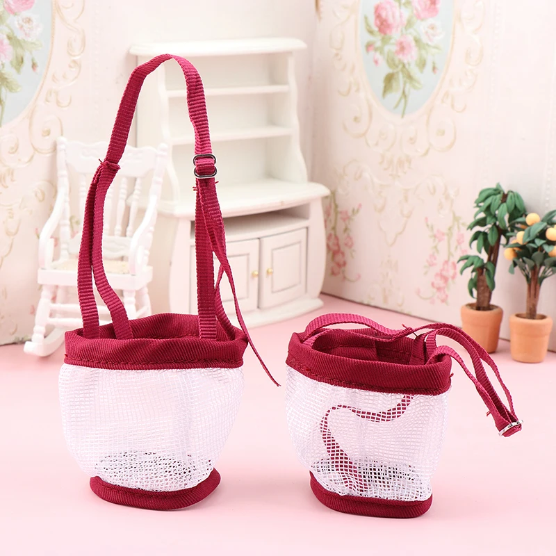 1Pc 1:6 Dollhouse Miniature Handbag Mini Bag Shoulder Bag Model Doll Decor Toy Doll House Accessories
1Pc 1:6 Dollhouse Miniature Handbag Mini Bag Shoulder Bag Model Doll Decor Toy Doll House Accessories