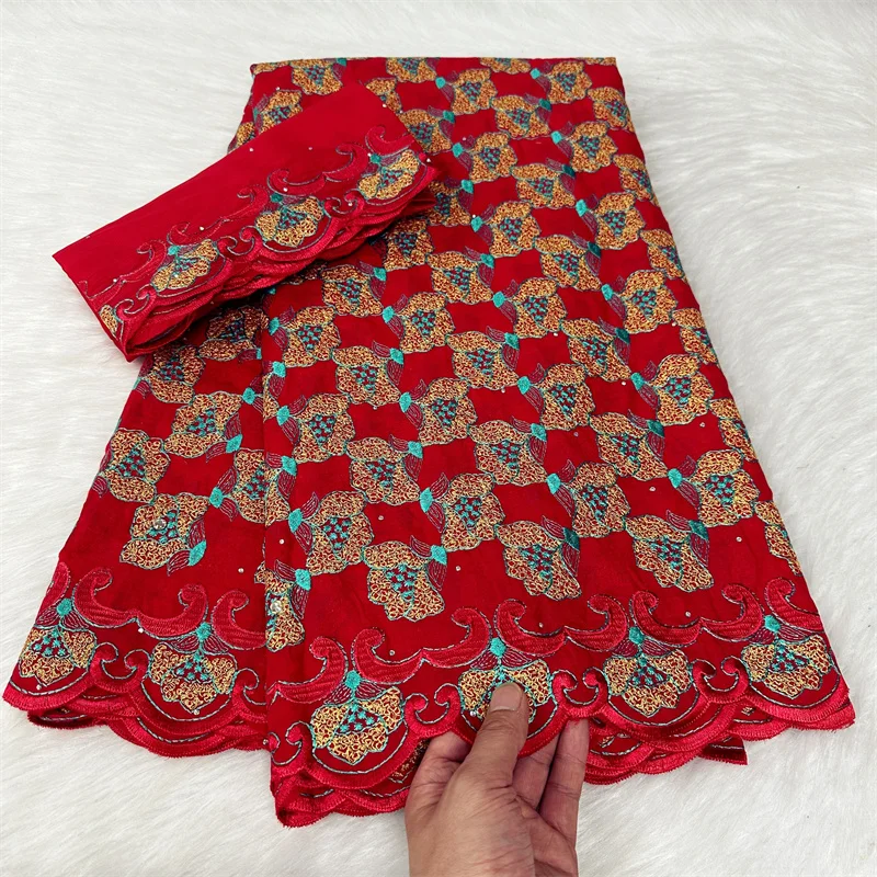 7 yard Swiss lace fabric latest heavy beaded Embroidery African 100% cotton fabrics Swiss voile lace popular Dubai style 9L09153
7 yard Swiss lace fabric latest heavy beaded Embroidery African 100% cotton fabrics Swiss voile lace popular Dubai style 9L09153