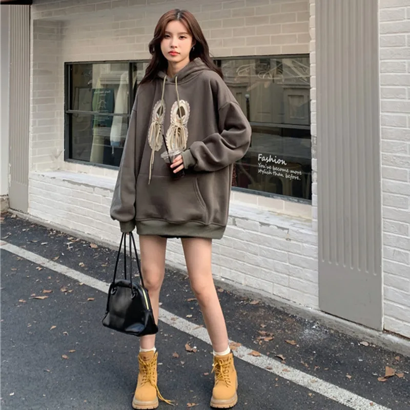 2022 Autumn and Winter Sweater Hoodie Plush Retro Printing Easy Lazy Wind Black Milky Grey Military Green Free Shipping
2022 Autumn and Winter Sweater Hoodie Plush Retro Printing Easy Lazy Wind Black Milky Grey Military Green Free Shipping