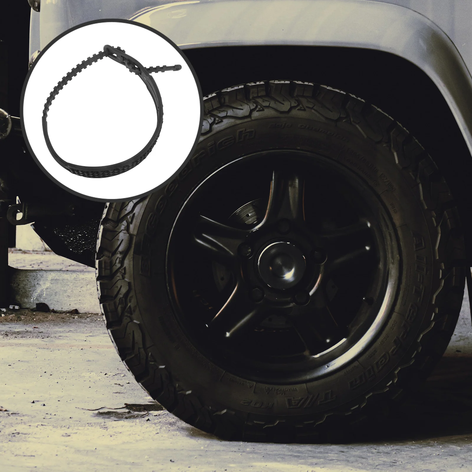 5pcs Car Emergency Tire Chains Anti-skid Chains Car Emergency Anti-slip Snow Chains Snow Tire Chains
5pcs Car Emergency Tire Chains Anti-skid Chains Car Emergency Anti-slip Snow Chains Snow Tire Chains