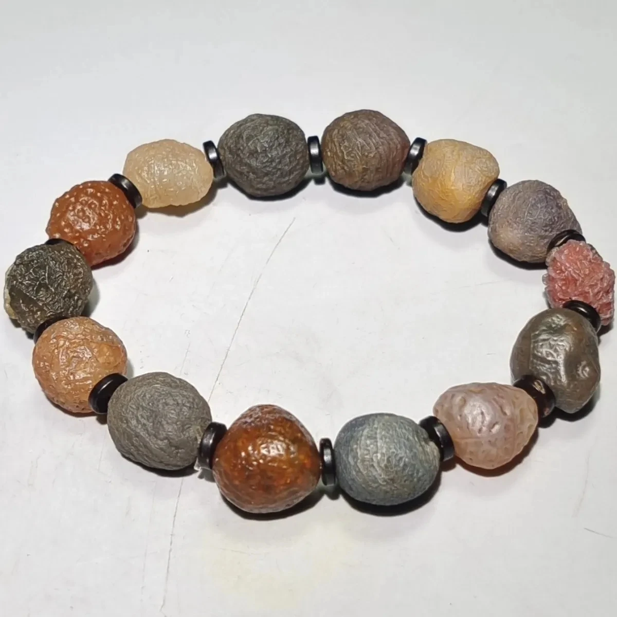 1Pcs Natural Raw Stone Xinjiang Alxa Surface Tendons Stone Burging Boutique Hand-Woven
1Pcs Natural Raw Stone Xinjiang Alxa Surface Tendons Stone Burging Boutique Hand-Woven