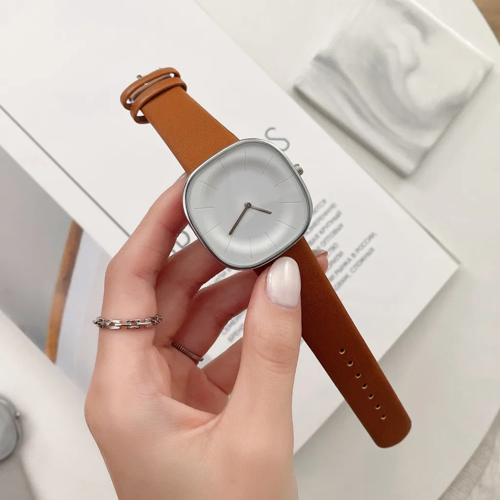 2023 Mens Watches Luxury Sports Quartz Wristwatch Men Casual Leather Watch Watches for Women Relogio Masculino Erkek Kol Saati
2023 Mens Watches Luxury Sports Quartz Wristwatch Men Casual Leather Watch Watches for Women Relogio Masculino Erkek Kol Saati