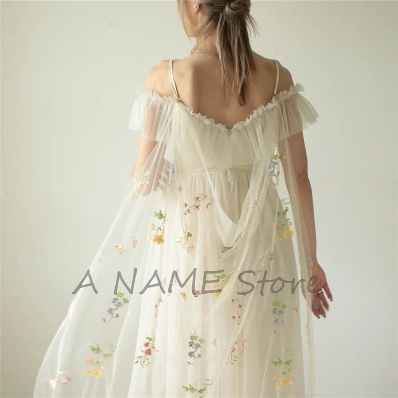 

Wild Flowers Bridal Cape Draped Shoulder Veils Long Floral Wedding Shrugs Colorful Accessories for Brides Secret Garden Forest