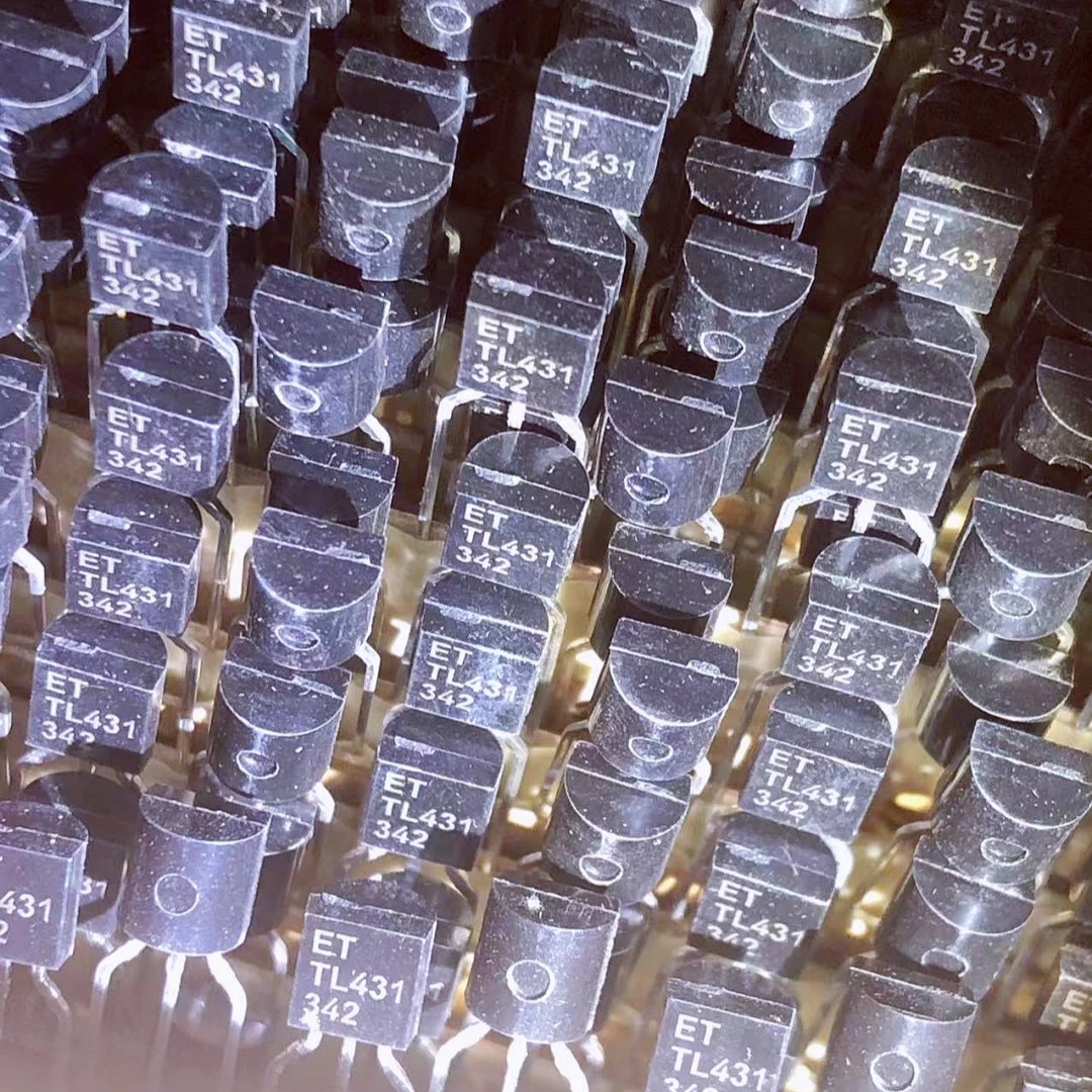 50PCS TL431 Package TO-92 single-cell Li-ion battery IC Step-up DC/DC converter IC Power supply ICs TL431
50PCS TL431 Package TO-92 single-cell Li-ion battery IC Step-up DC/DC converter IC Power supply ICs TL431