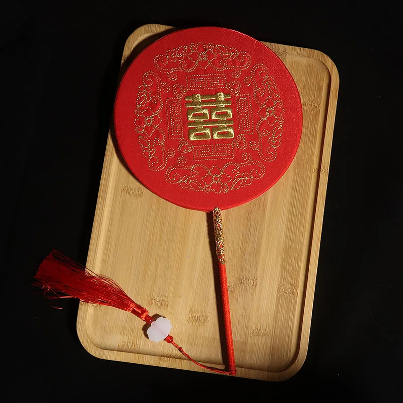 Custom-made bridal wedding ceremony for group fans, antique fan embroidery, hand-held flowers, Chinese xiuhe clothes, handmade h
Custom-made bridal wedding ceremony for group fans, antique fan embroidery, hand-held flowers, Chinese xiuhe clothes, handmade h