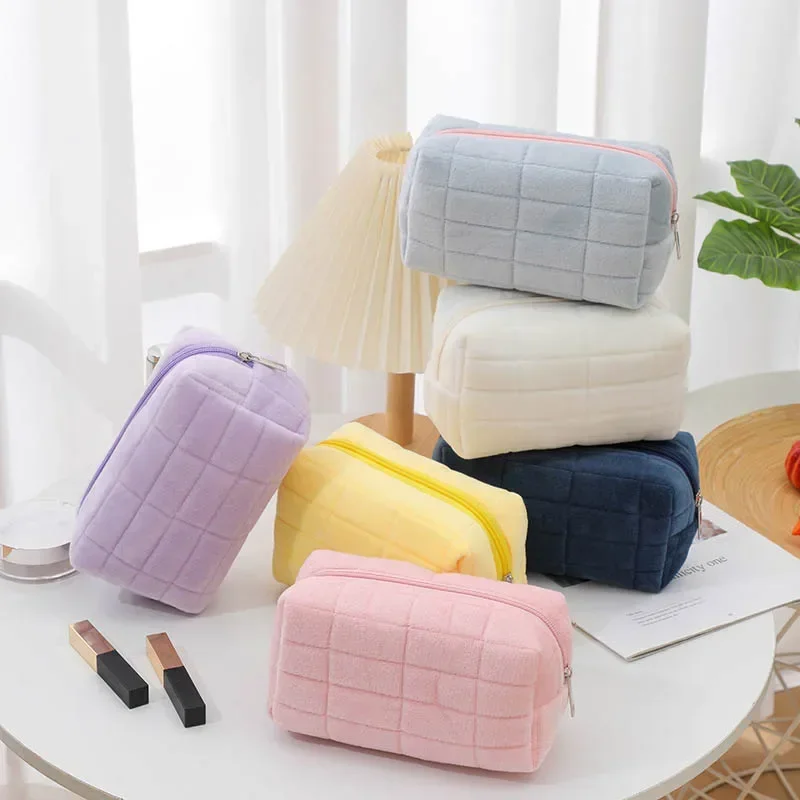 Women's Cosmetic Bag Cute Plush Makeup Organizer Pouch Kawaii Pencil Case Bags Travel Coin Purse Household Storage Case
Women's Cosmetic Bag Cute Plush Makeup Organizer Pouch Kawaii Pencil Case Bags Travel Coin Purse Household Storage Case
