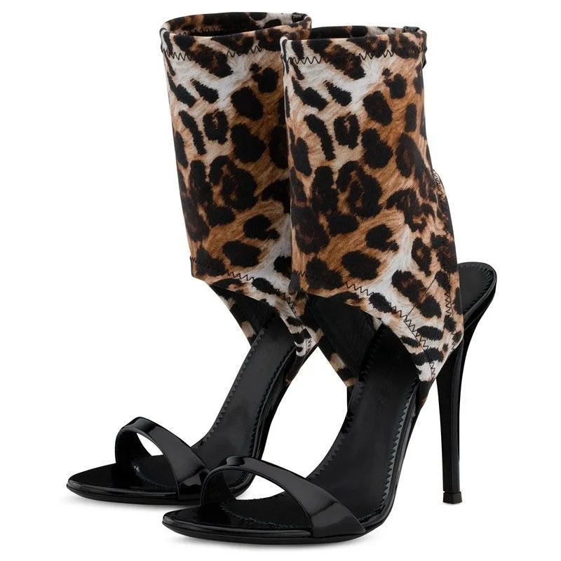 European and American Runway Style Open Toe Elastic Fabric Ultra-high Heel Oversized Elastic Sandals Women's Banquet Shoes
European and American Runway Style Open Toe Elastic Fabric Ultra-high Heel Oversized Elastic Sandals Women's Banquet Shoes