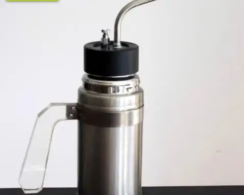 New 500ml Cryogenic Liquid Nitrogen (LN2) Sprayer Dewar Tank Nitrogen Freeze treatment cryotherapy instrument with 9 Heads
New 500ml Cryogenic Liquid Nitrogen (LN2) Sprayer Dewar Tank Nitrogen Freeze treatment cryotherapy instrument with 9 Heads