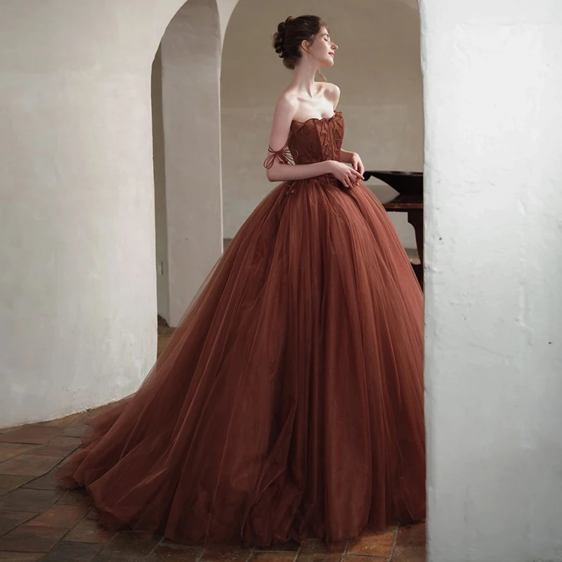 2023 New Elegant Colorful Vestido De Novia Simple Luxury Ball Gown Wedding Dresses Sexy Strapless Robe Mariage Femme Custom Made
2023 New Elegant Colorful Vestido De Novia Simple Luxury Ball Gown Wedding Dresses Sexy Strapless Robe Mariage Femme Custom Made