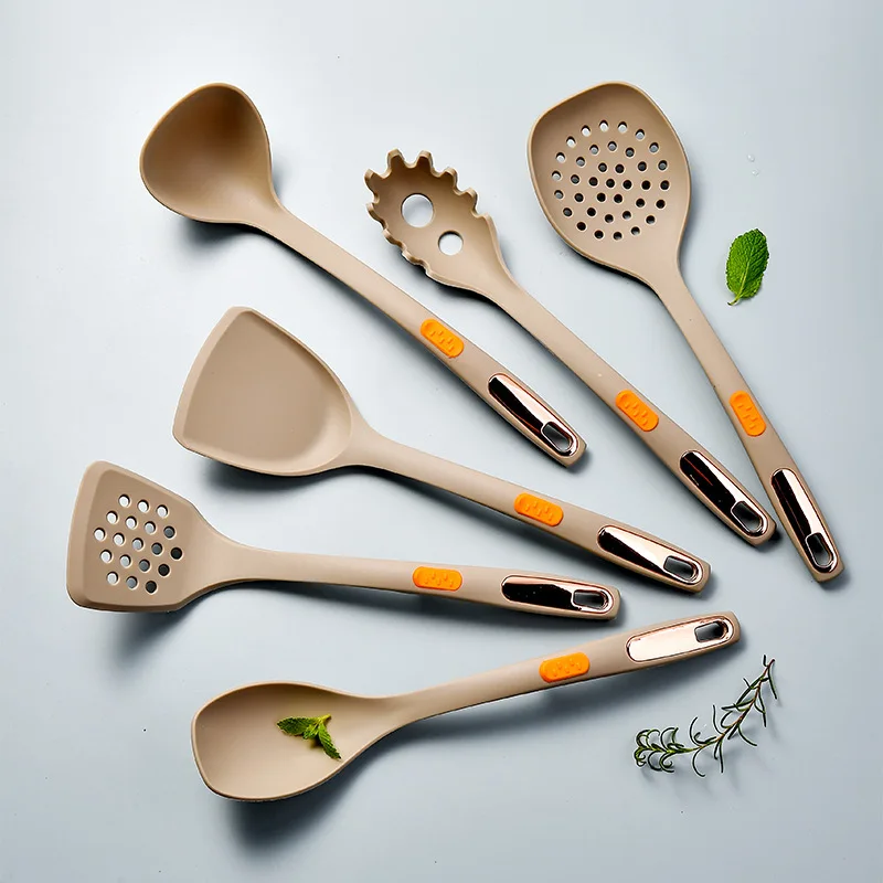 Держатель с антипригарным покрытием, специальная лопатка для кастрюль, встроенная силиконовая кухонная утварь, набор из 7 предметов
Держатель с антипригарным покрытием, специальная лопатка для кастрюль, встроенная силиконовая кухонная утварь, набор из 7 предметов