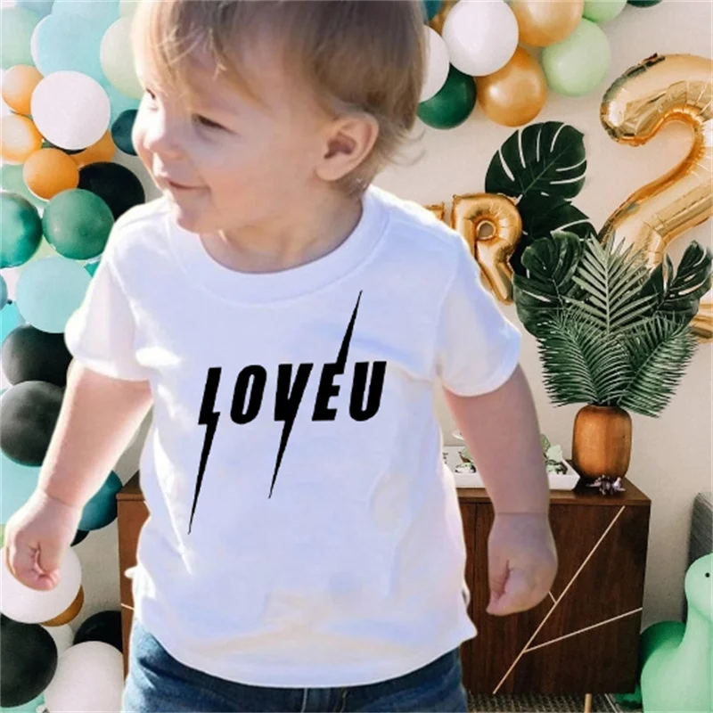 2024 Kids T-shirt Children LOVE U Lightning Letters Print T Shirt For Girl Boy O-Neck Short Sleeve Tops Tees Kids Luxury Clothes
2024 Kids T-shirt Children LOVE U Lightning Letters Print T Shirt For Girl Boy O-Neck Short Sleeve Tops Tees Kids Luxury Clothes