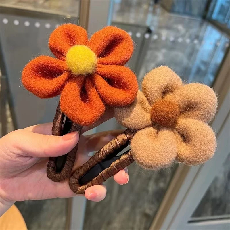 

Vintage Large Plush Flower Hair Clip Hairpin 2022 New Trendy Sweet Hair Claw Hairgrips For Women Hair Accessories Headdress Gift