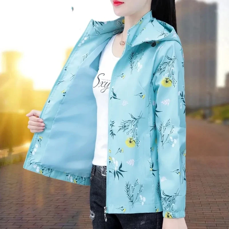 2023Women Autumn New Bomber Jacket Hooded print Waterproof Windbreaker Outdoor Running Sports Breathable Coat Pocket Top ladies
2023Women Autumn New Bomber Jacket Hooded print Waterproof Windbreaker Outdoor Running Sports Breathable Coat Pocket Top ladies