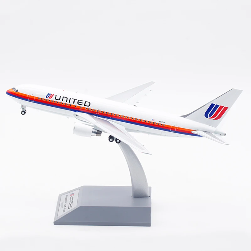 Литая модель самолета из сплава 1/200 в масштабе US B767-200 N611UA, коллекционные сувенирные подарки для взрослых
Литая модель самолета из сплава 1/200 в масштабе US B767-200 N611UA, коллекционные сувенирные подарки для взрослых