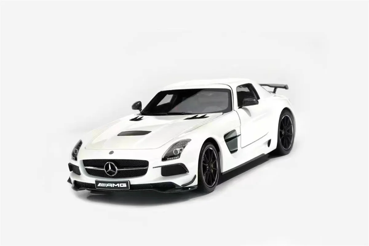 Minichamps 1/18 для Benz SLS AMG 2013 литые модели автомобилей для детей мальчиков девочек игрушки подарки коллекция с белым дисплеем
Minichamps 1/18 для Benz SLS AMG 2013 литые модели автомобилей для детей мальчиков девочек игрушки подарки коллекция с белым дисплеем