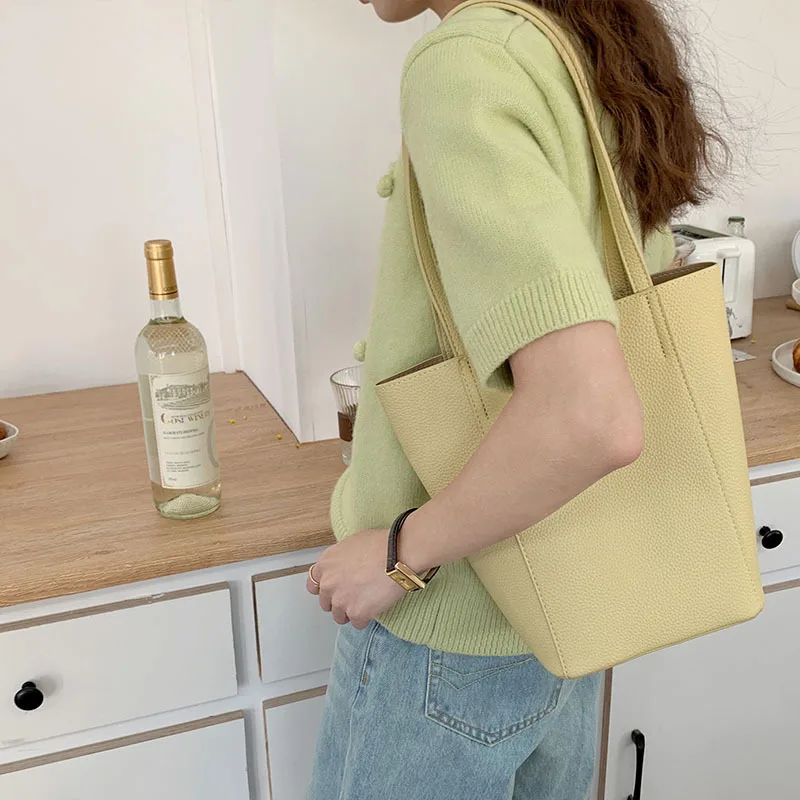 Stylish simple shoulder handbag for women 2024 new premium sense everything commuter crossbody bucket bag batch
Stylish simple shoulder handbag for women 2024 new premium sense everything commuter crossbody bucket bag batch