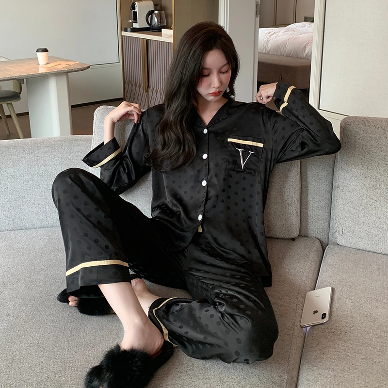 2 Pieces Pjs Set Women's Pajamas Luxury High Quality Satin Silk Sleepwear Home Clothes Outfit Winter Long Pyjamas Night Wear
2 Pieces Pjs Set Women's Pajamas Luxury High Quality Satin Silk Sleepwear Home Clothes Outfit Winter Long Pyjamas Night Wear