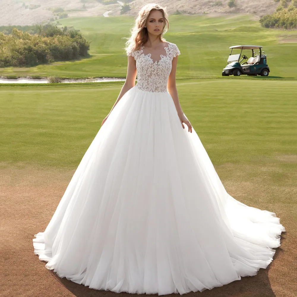 V Neck A Line Princess Ball Gown Wedding Dress Sleeveless Robe De Soirée De Mariage Appliques Bridal Gown Sweep Brush Train
V Neck A Line Princess Ball Gown Wedding Dress Sleeveless Robe De Soirée De Mariage Appliques Bridal Gown Sweep Brush Train