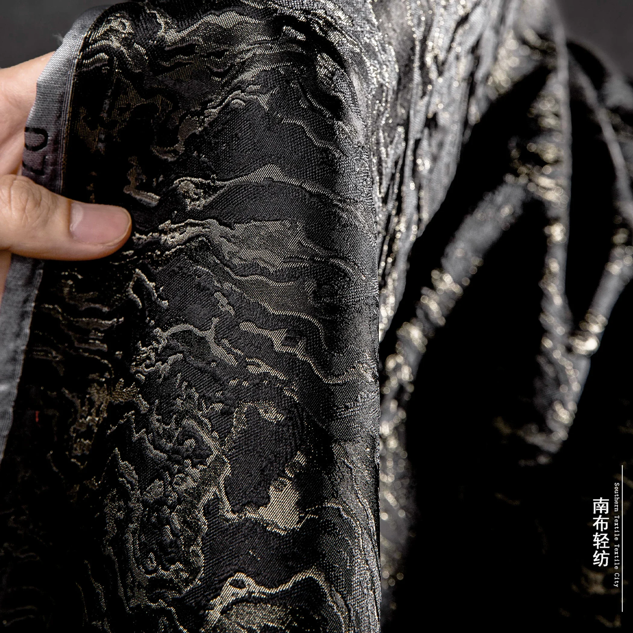 

Fabric Black Gold Wave Plain Chinese Style Double-Sided Jacquard Han Chinese Clothing Cheongsam Retro Premium Clothing Designer